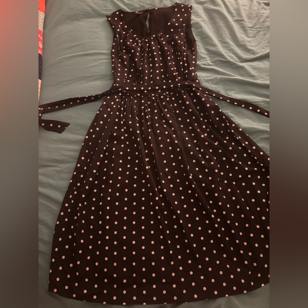 Talbots Black and White Sleeveless Scoop Neck Midi Dress